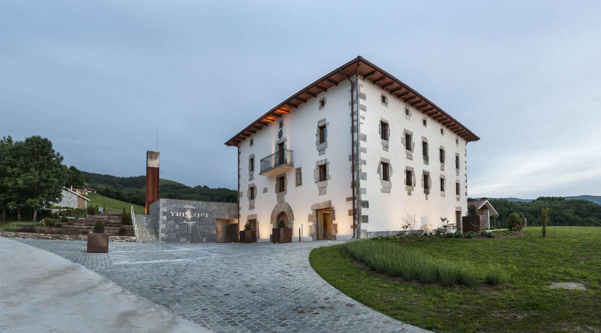 Palacio De Yrisarri By Irrisarri Land Igantzi ภายนอก รูปภาพ